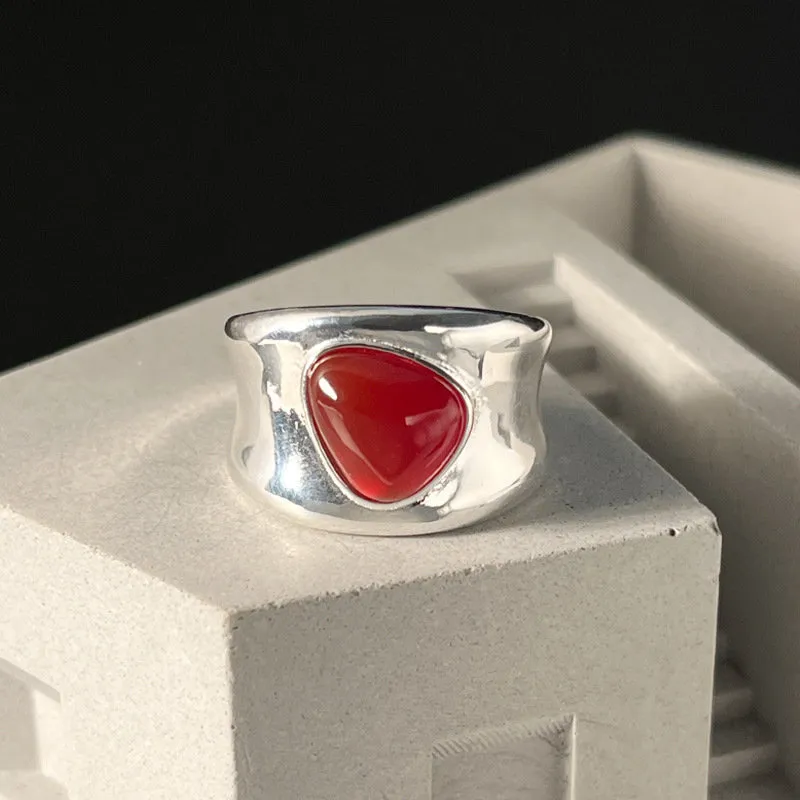 Irregular Red Agate Ring for Women – Minimalist Style Closed Band Statement ring