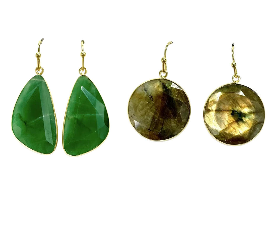 Cold extrusion bezel setting skill from a stainless steel gemstone jewelry manufacturer Ducaibo jewlery factory