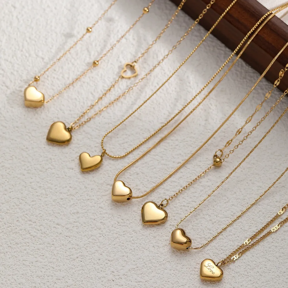 Minimalist Heart Pendant Choker – 18K Gold Plated Stainless Steel Necklace