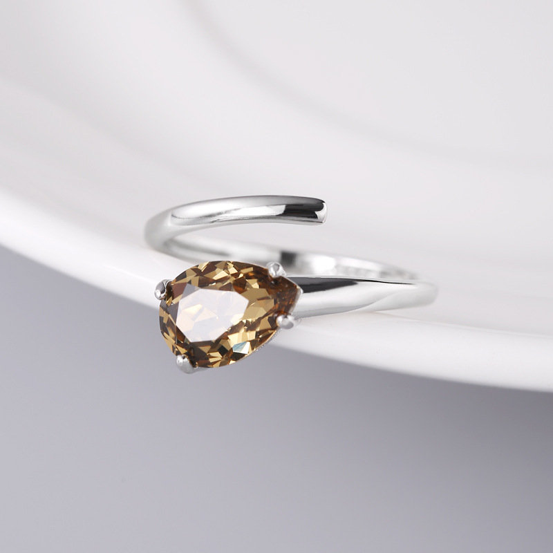 Cross-Over Brown Zircon Ring, Adjustable Teardrop Design with Luxurious Elegance