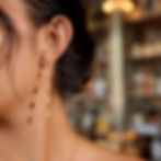 縮圖：Woman wearing stainless steel colorful zircon tassel earrings