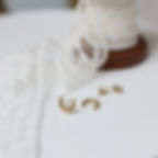 縮圖：Classic moon stud earrings
